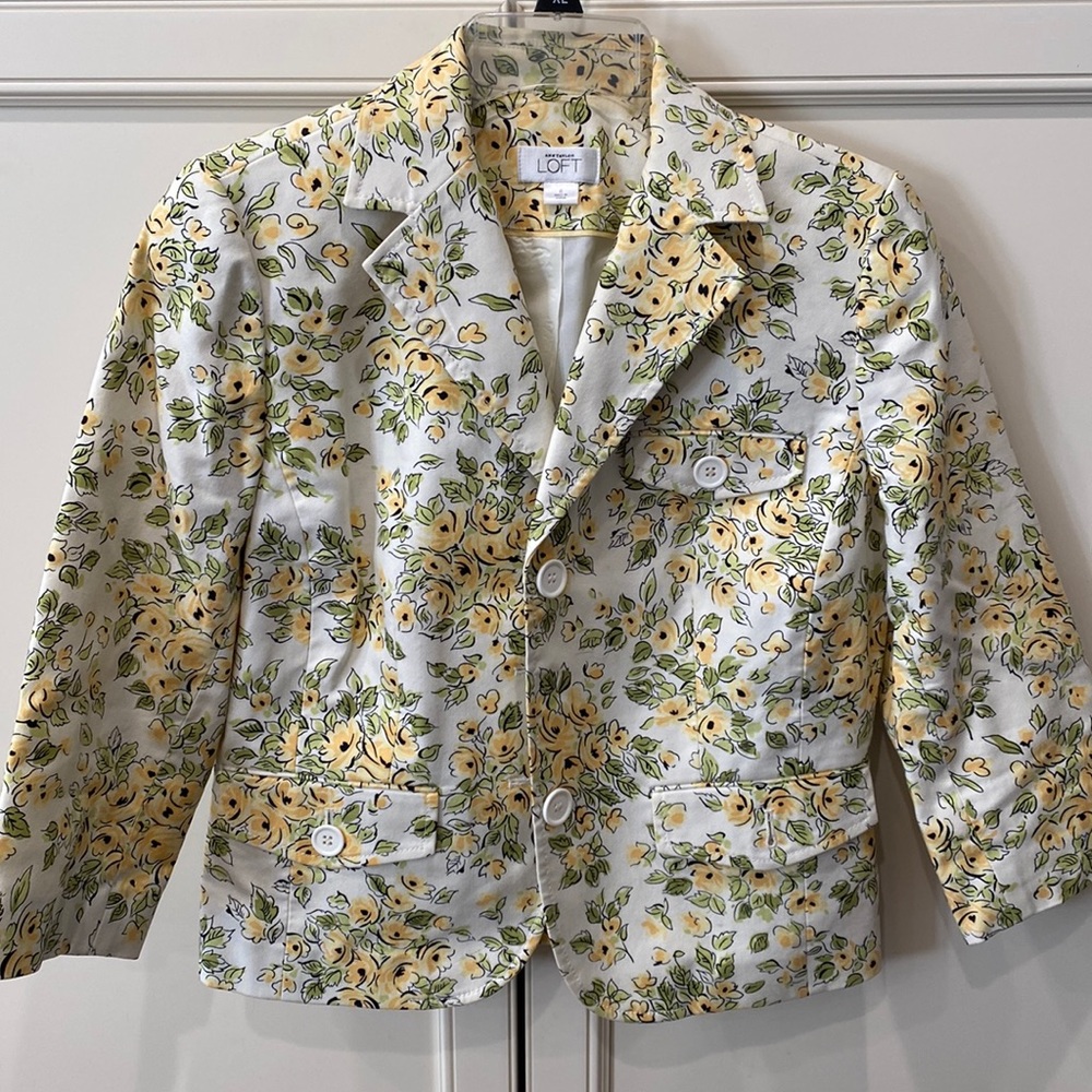 Cream blazer with yellow flowers